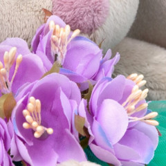 Игрушка мягкая «Зайка Ми в юбочке и с сиреневым букетом» - Фото 3