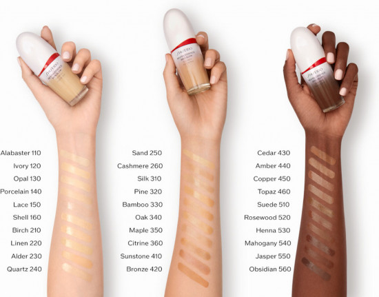 Тональный крем для лица «Revitalessence Skin Glow Foundation SPF30», оттенок 130 Opal