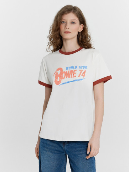 Футболка женская с принтом и надписью «World tour»