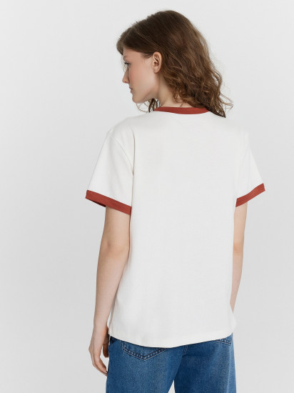 Футболка женская с принтом и надписью «World tour»