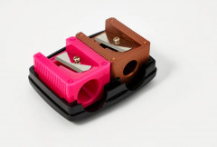 Точилка для косметических карандашей двойная «Diva Duo Cosmetic Pencil Sharpener» - Фото 3