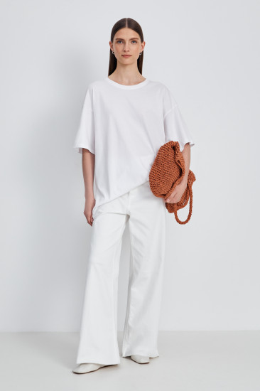 Футболка oversize силуэта