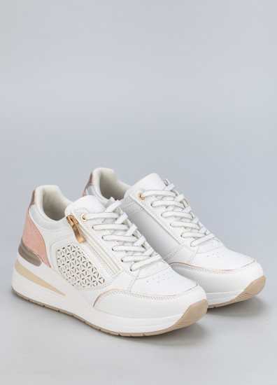 Кроссовки женские