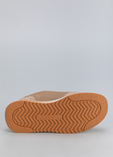 Кроссовки женские