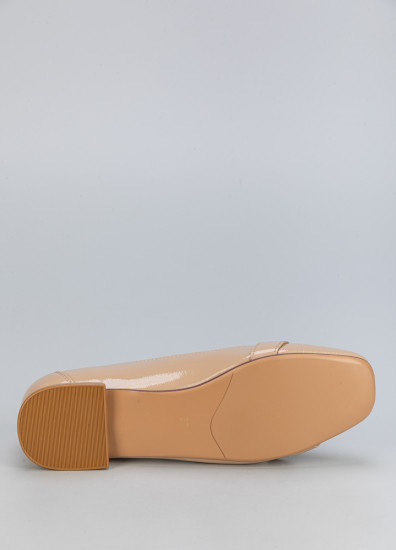 Лоферы женские