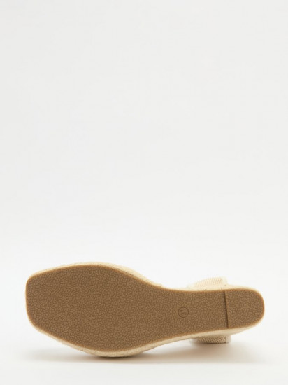 Босоножки женские