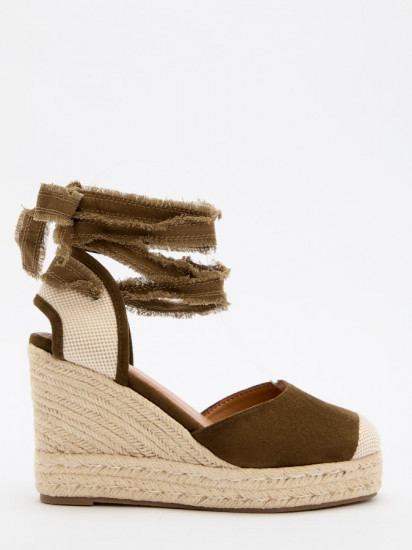 Босоножки женские