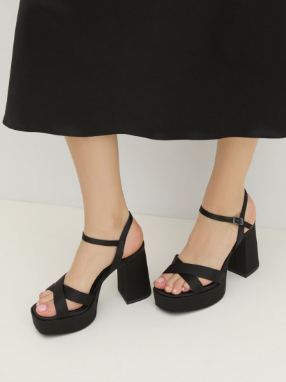 Босоножки женские