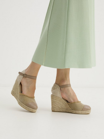 Босоножки женские