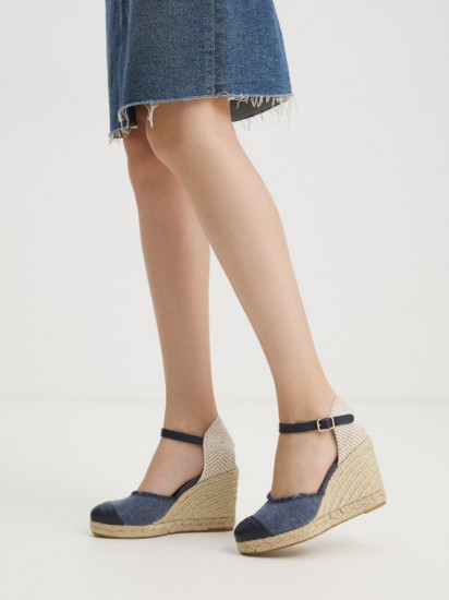 Босоножки женские