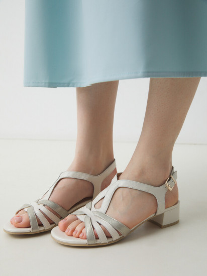 Босоножки женские