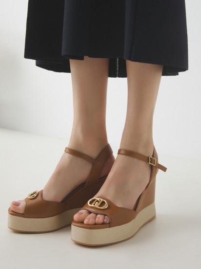 Босоножки женские