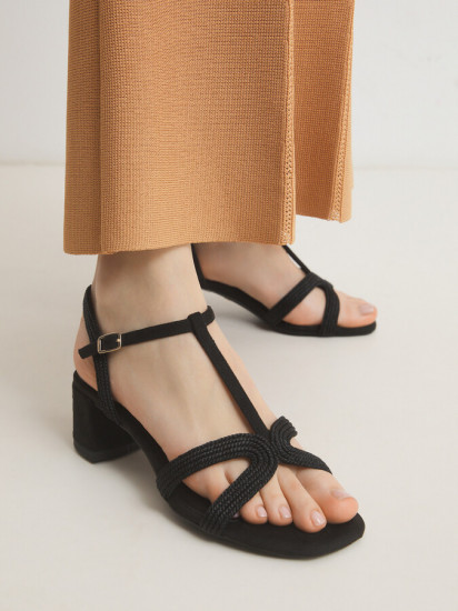 Босоножки женские