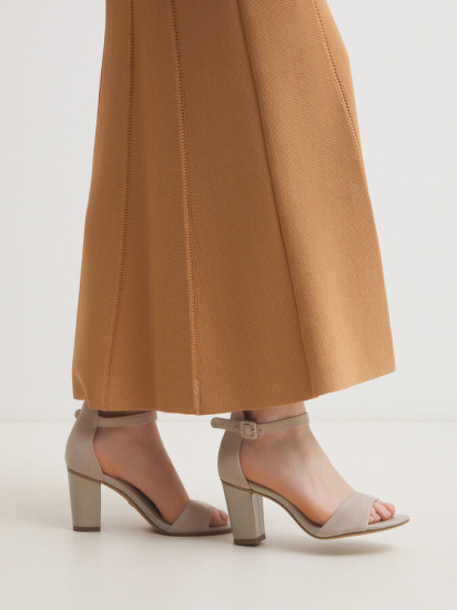 Босоножки женские