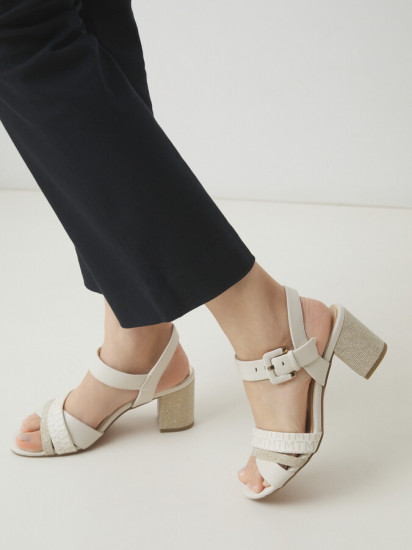 Босоножки женские