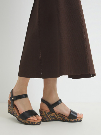 Босоножки женские