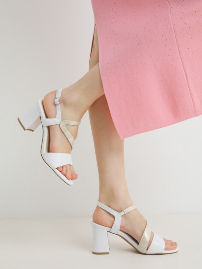 Босоножки женские