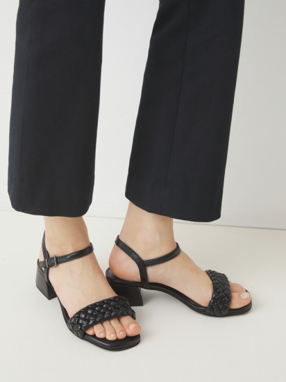 Босоножки женские