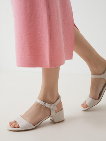 Босоножки женские