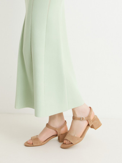 Босоножки женские