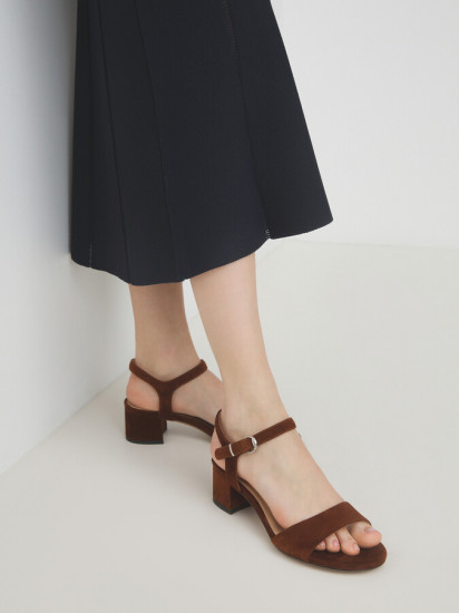 Босоножки женские