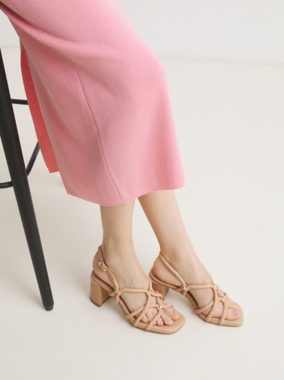 Босоножки женские