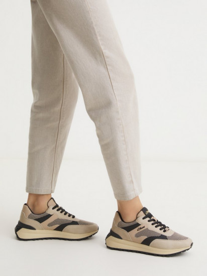 Кроссовки женские