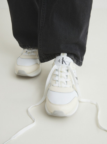 Кроссовки женские