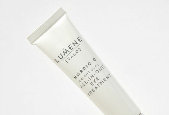 Крем для области вокруг глаз с витамином C «Glow Awakening Eye Cream»