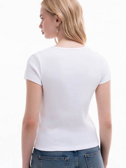 Футболка женская