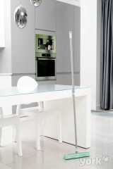 Щётка с телескопической рукояткой для уборки шерсти и волос - Фото 10