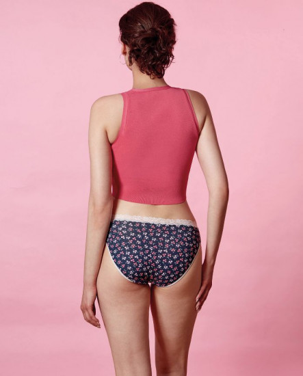 Комплект трусов женских