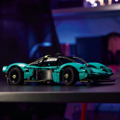 Конструктор Technic 42208 Aston Martin Valkyrie - Фото 6