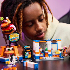 Конструктор Fortnite 77076 Ресторан «ДаррБургер». Durrr Burger Restaurant - Фото 5