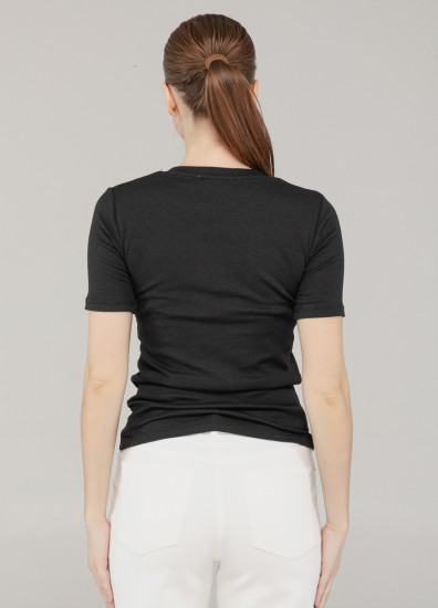 Футболка женская