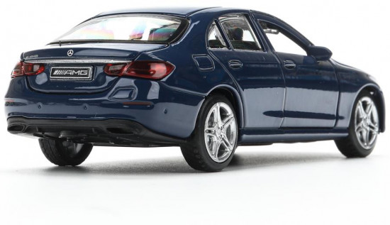 Машина «Mercedes-Benz E-Class AMG»