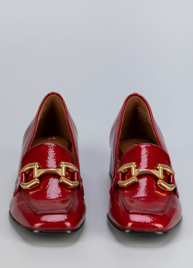 Лоферы женские