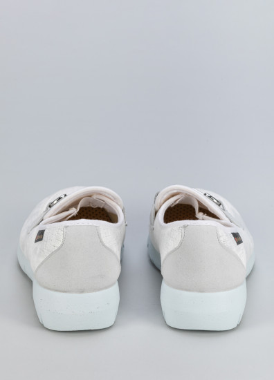 Лоферы женские