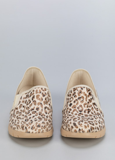 Лоферы женские