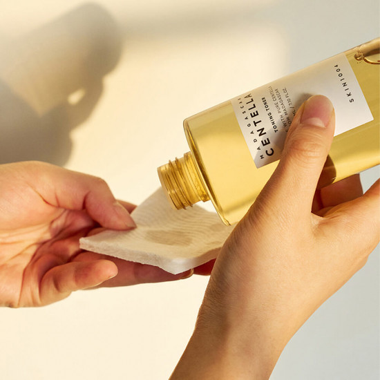 Тоник для лица с центеллой отшелушивающий «Madagascar Centella Toning Toner»