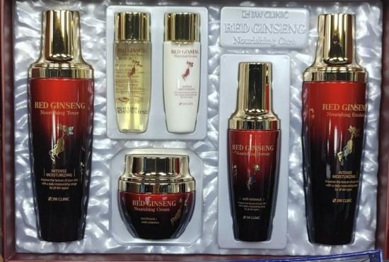 Набор по уходу за лицом для женщин «Red Gingseng Special Gift Set»