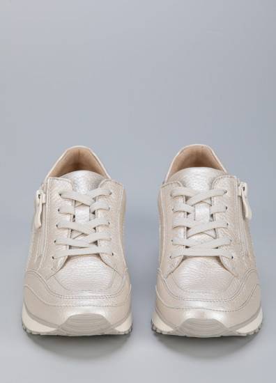 Кроссовки женские