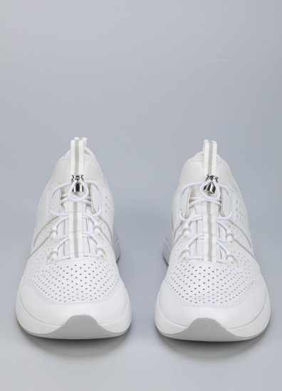 Кроссовки женские