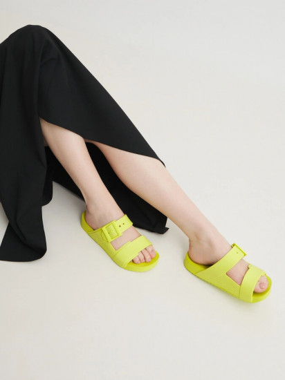 Шлепанцы женские