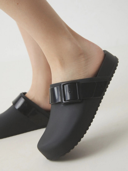 Шлепанцы женские