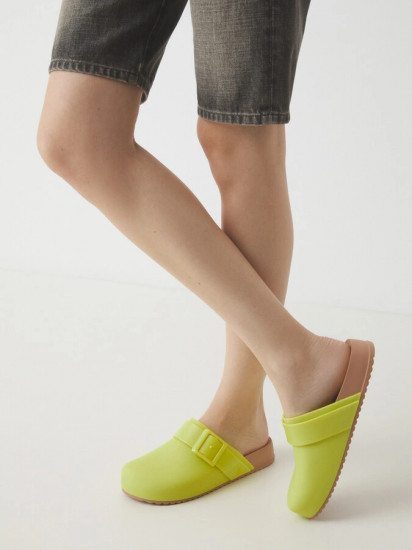 Шлепанцы женские