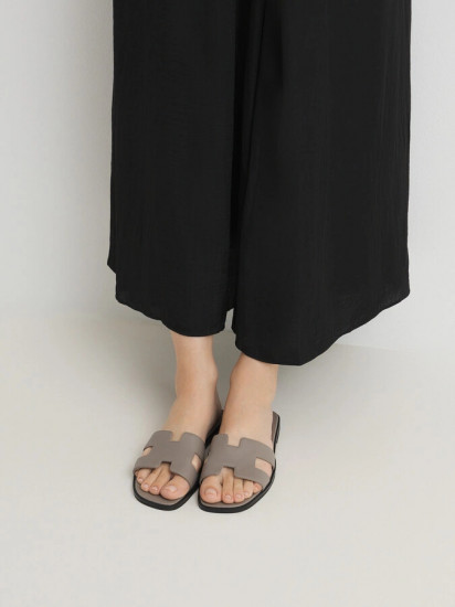 Шлепанцы женские