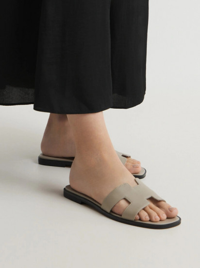 Шлепанцы женские