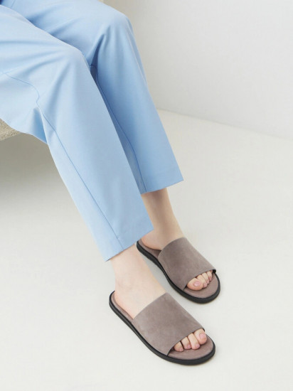 Шлепанцы женские