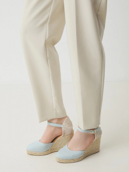 Босоножки женские